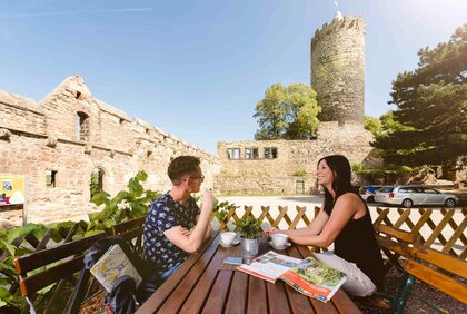 Biergarten der Burgschänke Schönburg