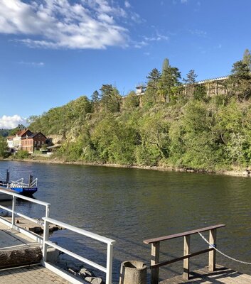 Saale und Fähre in Bad Kösen