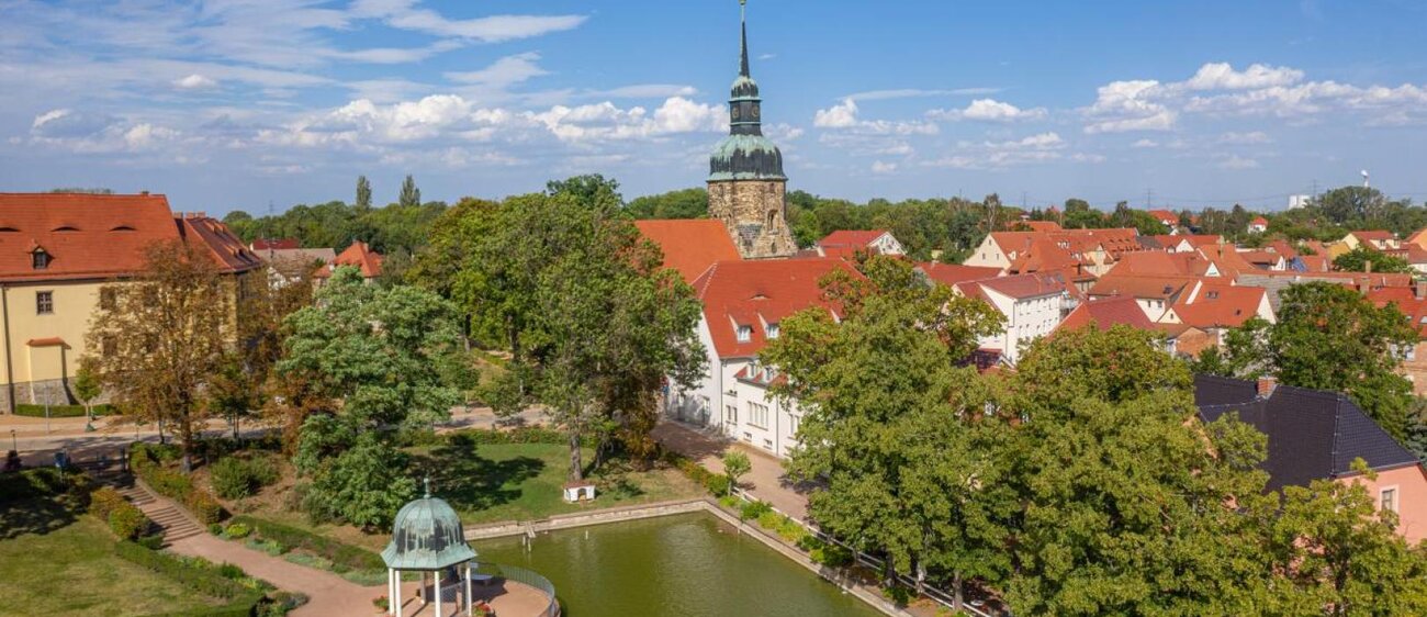 Luftaufnahme des Kurparkes in Bad Lauchstädt.